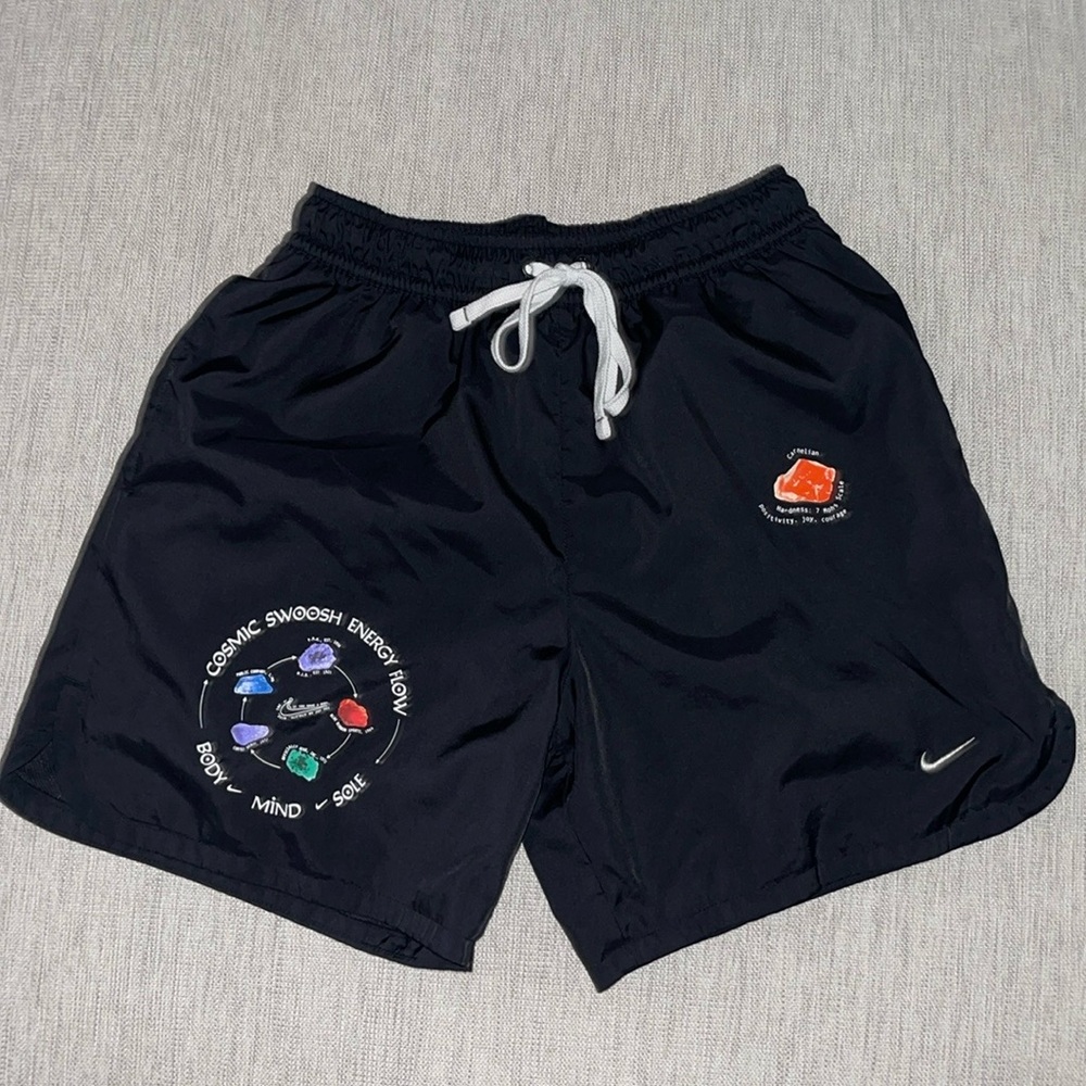 nike sportswear men’s woven flow shorts